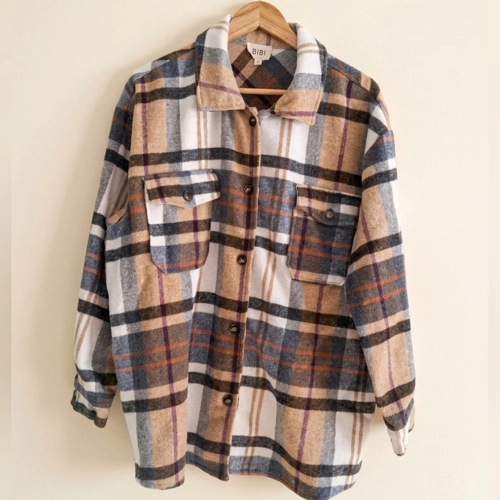 Bibi Neutral Plaid Oversized Shacket with Beige and Cream Tones Small - Picture 2 of 3